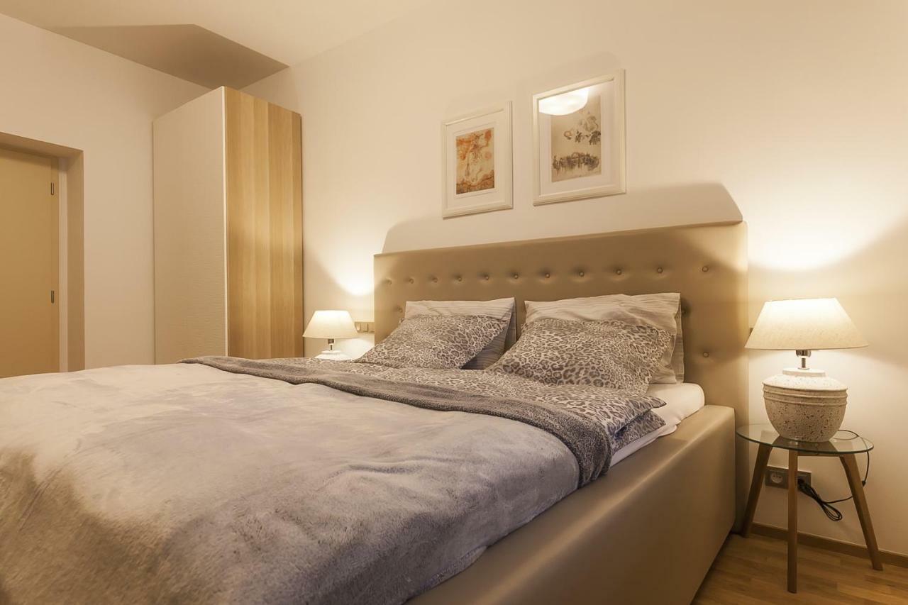 Expat House * Praha